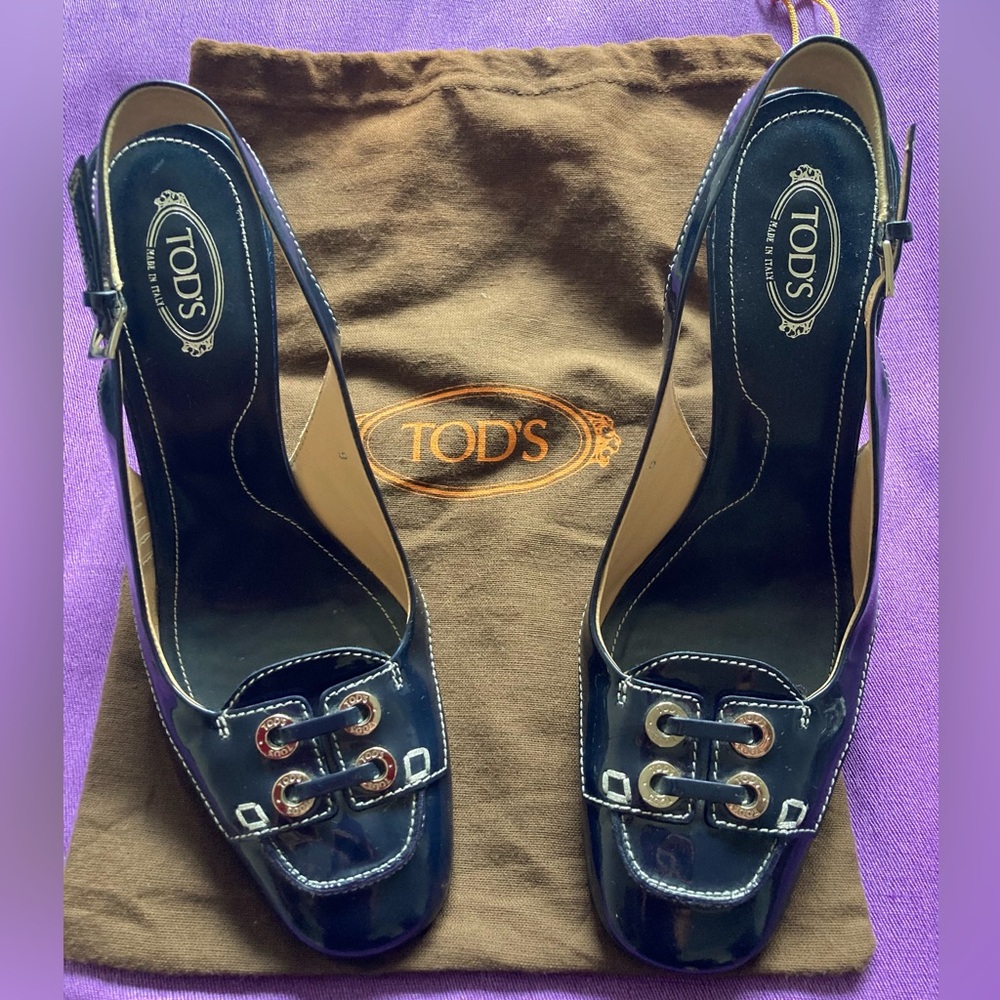 Tods Navy Patent Leather Sling Back Heels Size 9